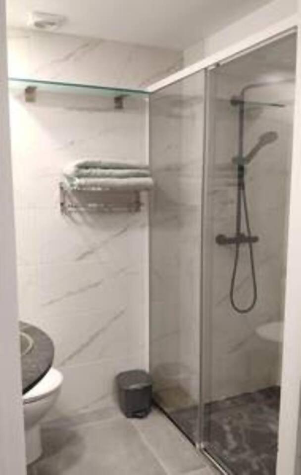 Apartmán Taocasa Metal Olot Exteriér fotografie